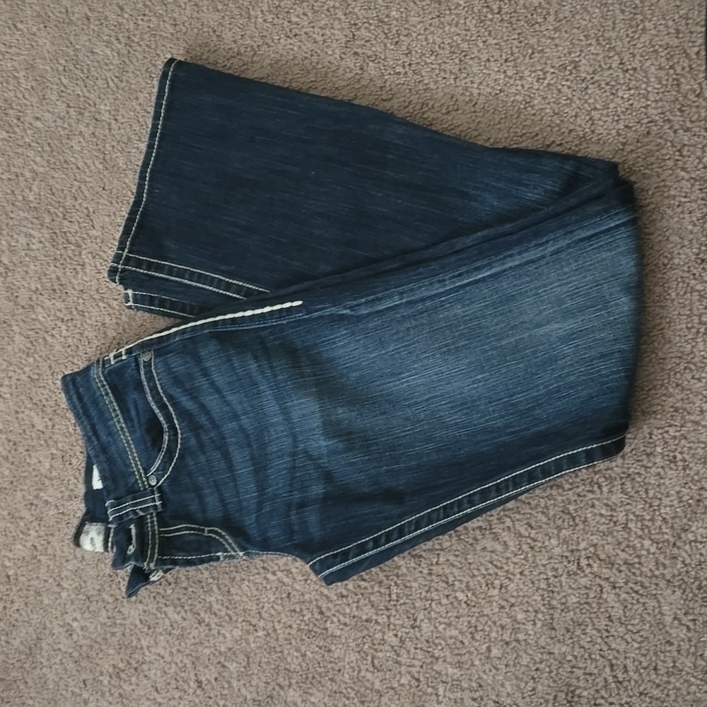Buckle Jeans